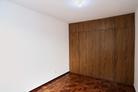 Casa para alugar com 228m², 4 quartos e 2 vagasQuarto 1