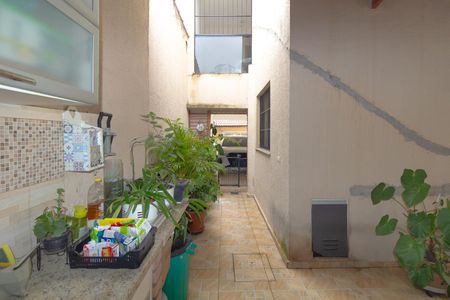 Casa à venda com 180m², 5 quartos e 3 vagasChurrasqueira