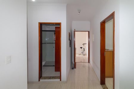 Casa à venda com 180m², 5 quartos e 3 vagasCorredor