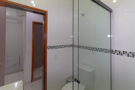 Casa à venda com 180m², 5 quartos e 3 vagasBanheiro 4  