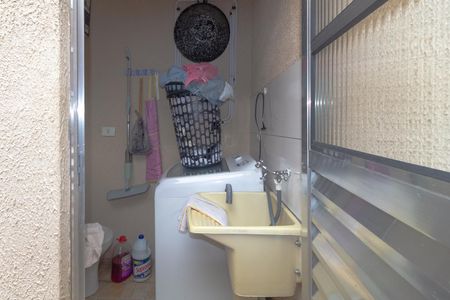 Casa à venda com 180m², 5 quartos e 3 vagasÁrea de Serviço