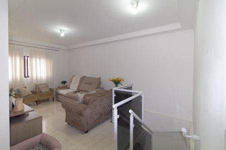 Sala de casa para alugar com 5 quartos, 180m² em Vila Santa Clara, São Paulo