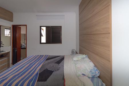 Casa à venda com 180m², 5 quartos e 3 vagasQuarto 5 - Suíte 3
