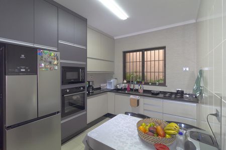 Casa à venda com 180m², 5 quartos e 3 vagasCozinha