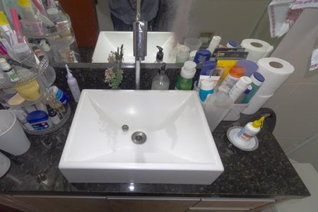 Casa à venda com 180m², 5 quartos e 3 vagasBanheiro da Suíte 1