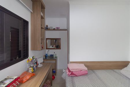 Casa à venda com 180m², 5 quartos e 3 vagasQuarto 4 - Suíte 2
