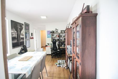 Apartamento à venda com 67m², 2 quartos e 1 vagaSala