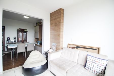 Apartamento à venda com 67m², 2 quartos e 1 vagaSala