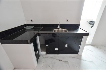 Apartamento para alugar com 120m², 4 quartos e sem vagaCozinha