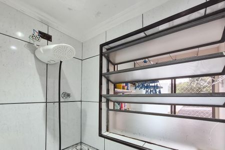 Apartamento à venda com 53m², 2 quartos e 1 vaga Apartamento à venda com 53m², 2 quartos e 1 vagaBanheiro Social