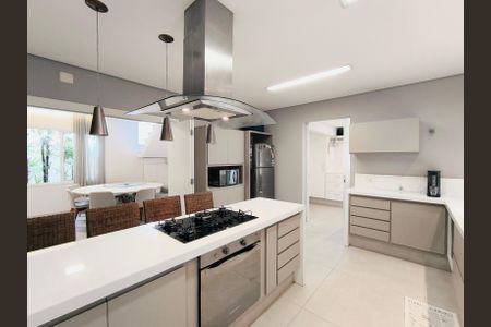 Casa de condomínio à venda com 312m², 3 quartos e 2 vagas