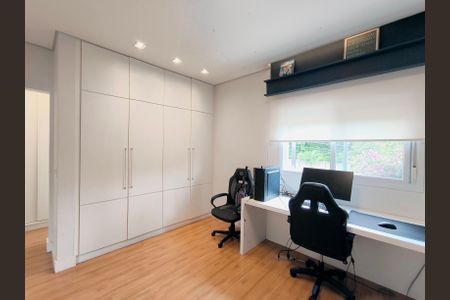 Casa de condomínio à venda com 312m², 3 quartos e 2 vagas