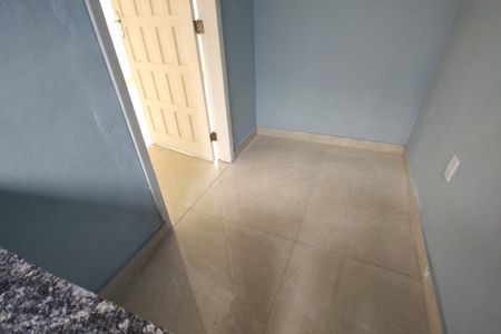 Casa à venda com 65m², 2 quartos e sem vaga Casa à venda com 65m², 2 quartos e sem vagaVaranda