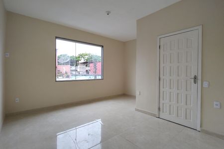 Sala de casa à venda com 2 quartos, 65m² em Taquara, Rio de Janeiro