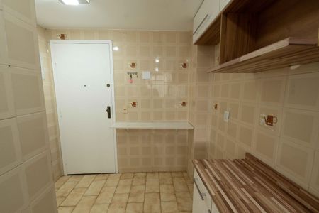 Cozinha de apartamento para alugar com 2 quartos, 81m² em Barra da Tijuca, Rio de Janeiro