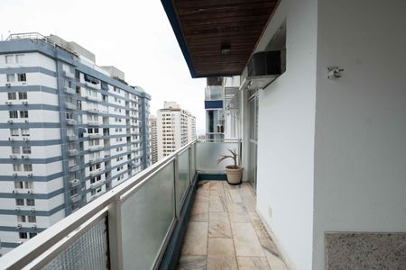 Apartamento para alugar com 81m², 2 quartos e 1 vagaVaranda