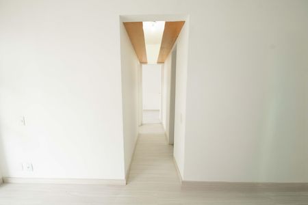 Apartamento para alugar com 81m², 2 quartos e 1 vagaCorredor