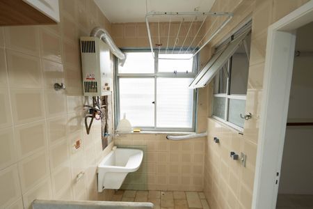 Apartamento para alugar com 81m², 2 quartos e 1 vagaÁrea de serviço