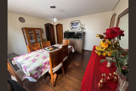 Apartamento à venda com 134m², 3 quartos e 2 vagasFoto 02