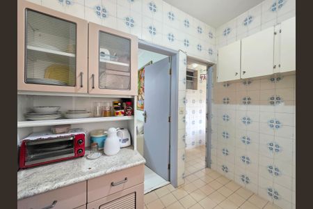 Apartamento à venda com 68m², 2 quartos e 1 vagaCozinha 