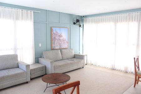 Apartamento para alugar com 42m², 2 quartos e 1 vagaÁrea comum - Salão de festas