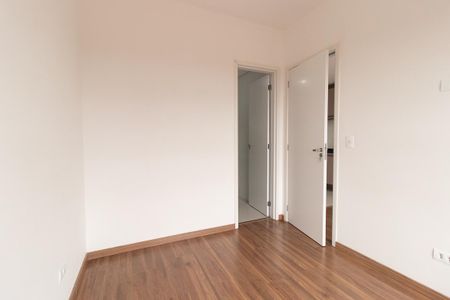 Quarto 1 de apartamento para alugar com 1 quarto, 26m² em Novo Mundo, Curitiba