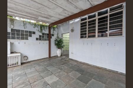Casa à venda com 99m², 2 quartos e 1 vaga