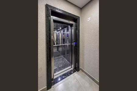 Apartamento para alugar com 50m², 2 quartos e 1 vaga Apartamento para alugar com 50m², 2 quartos e 1 vagaElevador