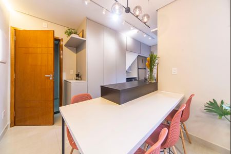 Apartamento para alugar com 50m², 2 quartos e 1 vaga Apartamento para alugar com 50m², 2 quartos e 1 vagaCozinha e Área de Serviço