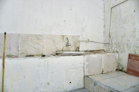 Casa para alugar com 60m², 2 quartos e sem vaga