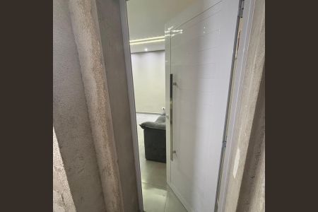 Casa à venda com 2 quartos, 107m² em Vila Lutécia, Santo André