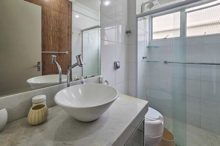 Apartamento para alugar com 76m², 2 quartos e 1 vaga Apartamento para alugar com 76m², 2 quartos e 1 vagabanheiro