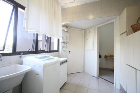 Apartamento à venda com 189m², 3 quartos e 2 vagasÁrea de Serviço