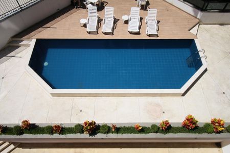 Apartamento à venda com 189m², 3 quartos e 2 vagasÁrea comum - Piscina
