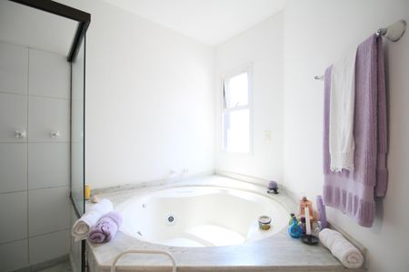 Apartamento à venda com 189m², 3 quartos e 2 vagasBanheiro Suite - Banheira