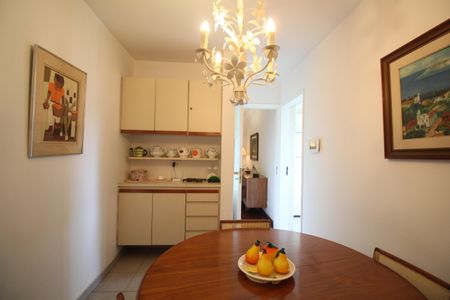 Apartamento à venda com 189m², 3 quartos e 2 vagasCopa