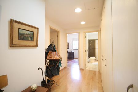 Apartamento à venda com 189m², 3 quartos e 2 vagasHall dos Quartos