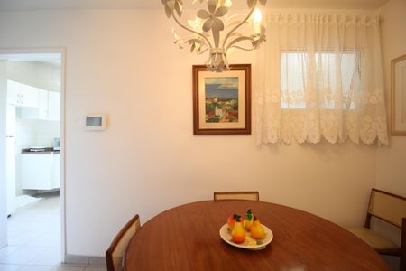Apartamento à venda com 189m², 3 quartos e 2 vagasCopa
