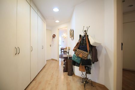 Apartamento à venda com 189m², 3 quartos e 2 vagasHall dos Quartos