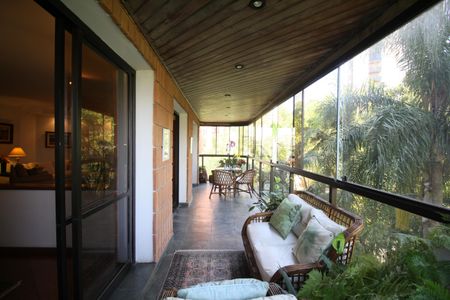 Apartamento à venda com 189m², 3 quartos e 2 vagasVaranda da Sala
