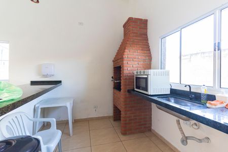 Apartamento para alugar com 46m², 2 quartos e 1 vagaÁrea comum - Salão de festas