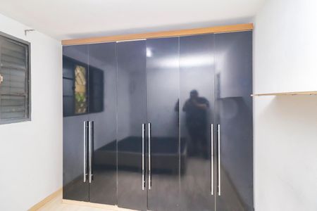 Apartamento para alugar com 46m², 2 quartos e 1 vagaQuarto 2 - Armários