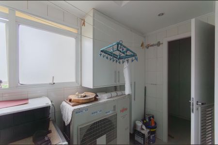 Apartamento à venda com 100m², 3 quartos e 2 vagasÁrea de Serviço