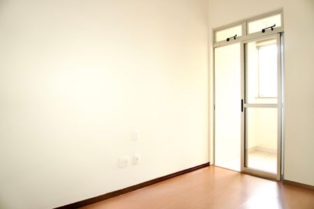 Quarto 2 de apartamento para alugar com 5 quartos, 240m² em Serra, Belo Horizonte
