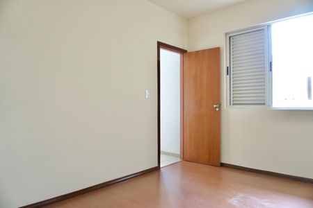 Apartamento para alugar com 240m², 5 quartos e 3 vagas Apartamento para alugar com 240m², 5 quartos e 3 vagasSuíte 2