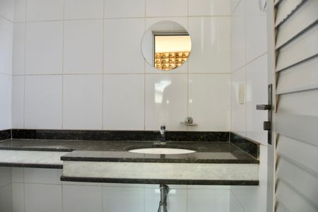 Apartamento para alugar com 240m², 5 quartos e 3 vagas Apartamento para alugar com 240m², 5 quartos e 3 vagasLavabo
