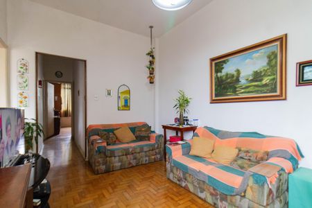 Apartamento à venda com 70m², 2 quartos e 1 vaga Apartamento à venda com 70m², 2 quartos e 1 vagaSala