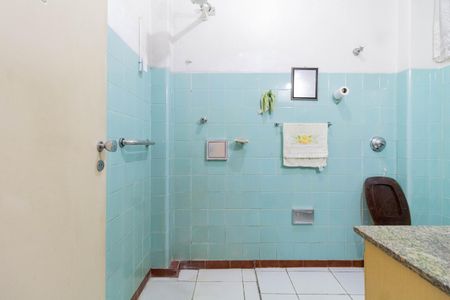 Apartamento à venda com 70m², 2 quartos e 1 vaga Apartamento à venda com 70m², 2 quartos e 1 vagaBanheiro