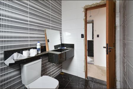 Casa para alugar com 300m², 2 quartos e 2 vagasBanheiro Casa 2