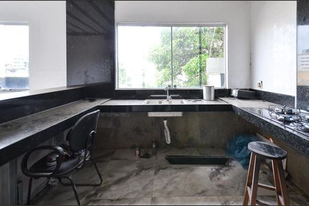 Casa para alugar com 300m², 2 quartos e 2 vagasCozinha Casa 2